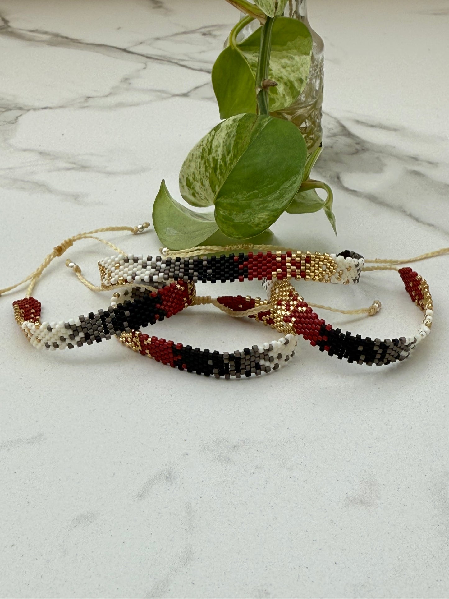 >Pulsera T-5