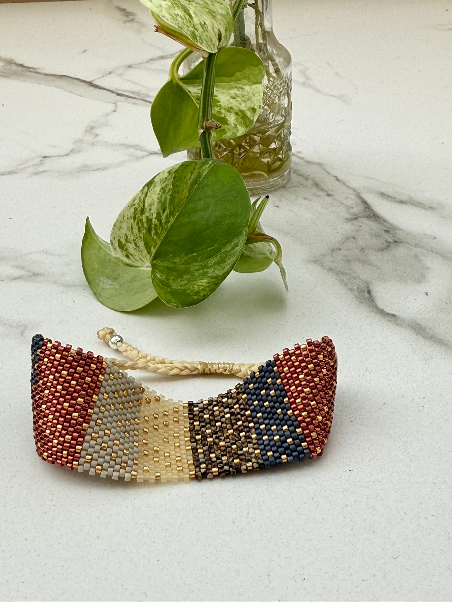 Pulsera T-17