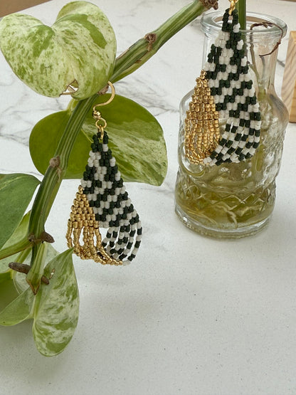 Aretes