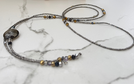 Collar en Hematitas