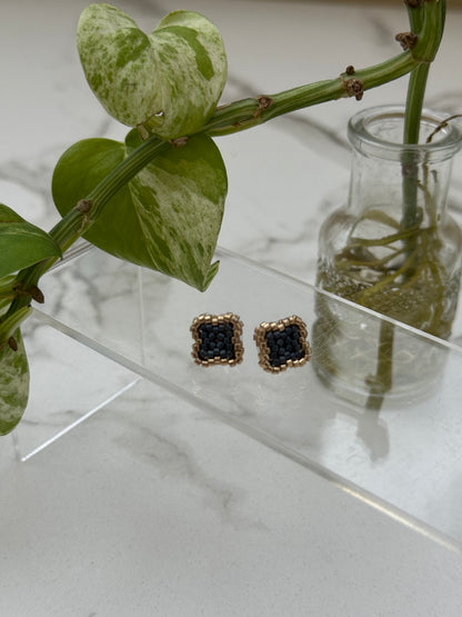 Aretes