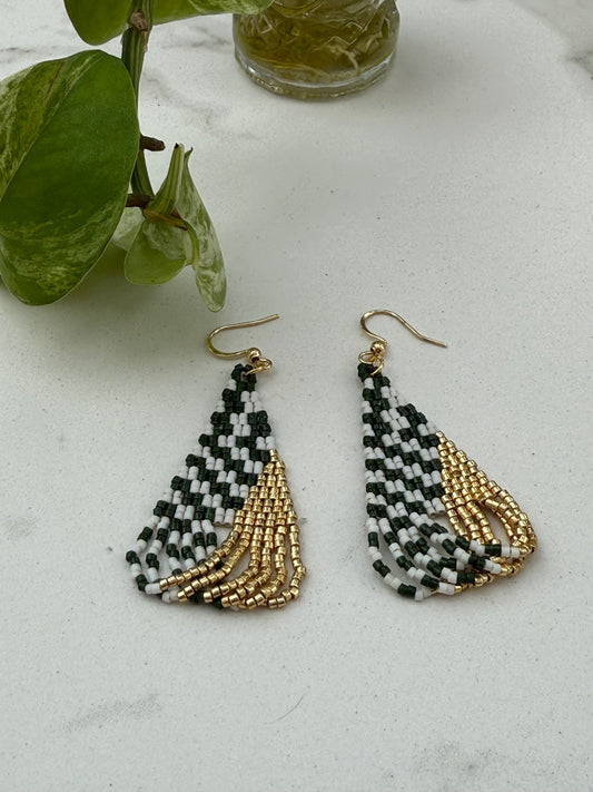 Aretes