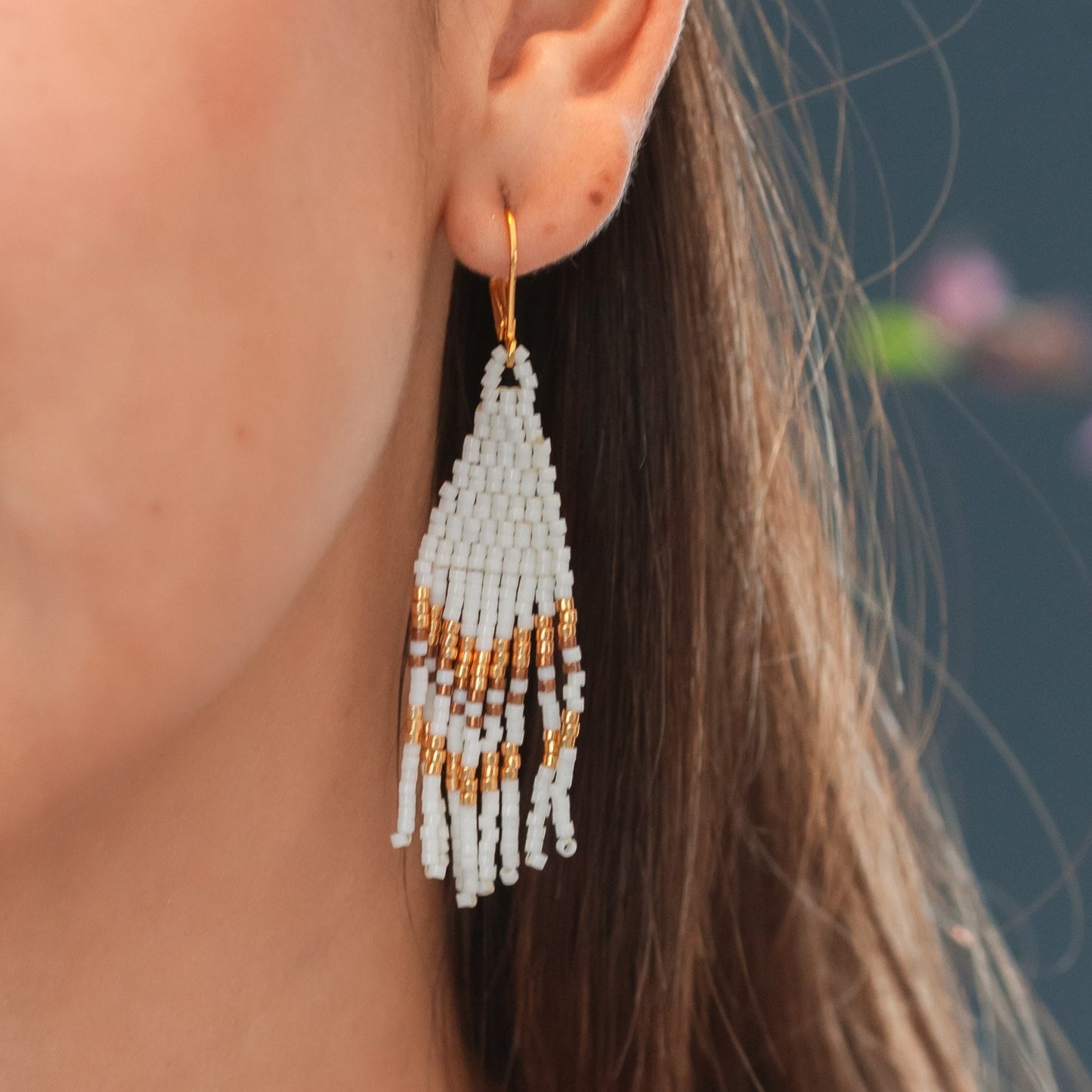 Aretes Blancos con dorado