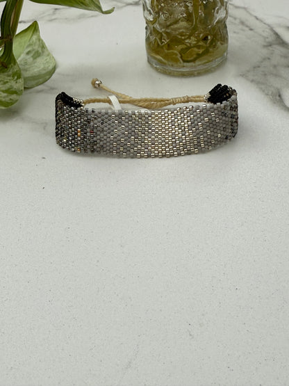 Pulsera 10-11